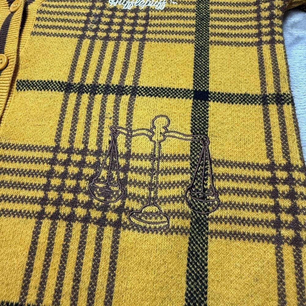 Harry Potter Women's Small Loyal Hufflepuff Cardigan Sweater Boxed Lunch - Picture 13 of 13